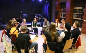 Dołącz do Grupy Roboczej Pieśni Wiejskich!